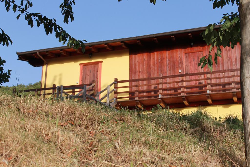 Agriturismo Pietro Falcone Guest House Celico Exterior photo